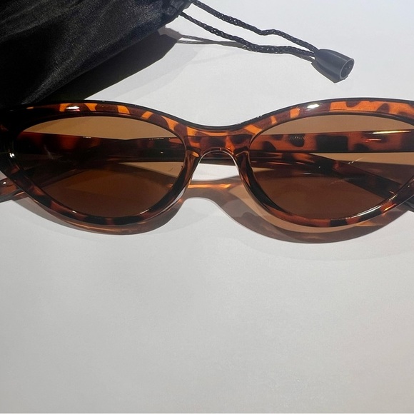 Women's Cat Eye Tortoise Retro Y2K Sunglasses New - Picture 4 of 9